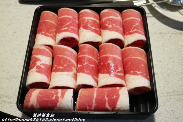 可利亞石頭火鍋:【台北松山區】再訪老字號『可利亞石頭火鍋』口味依然美味 松山區/石頭火鍋 /近捷運南京三民