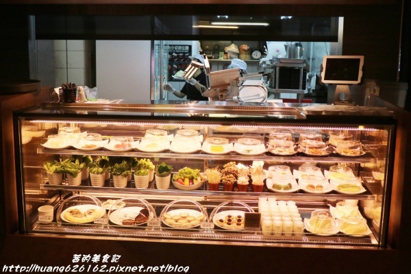 可利亞石頭火鍋:【台北松山區】再訪老字號『可利亞石頭火鍋』口味依然美味 松山區/石頭火鍋 /近捷運南京三民