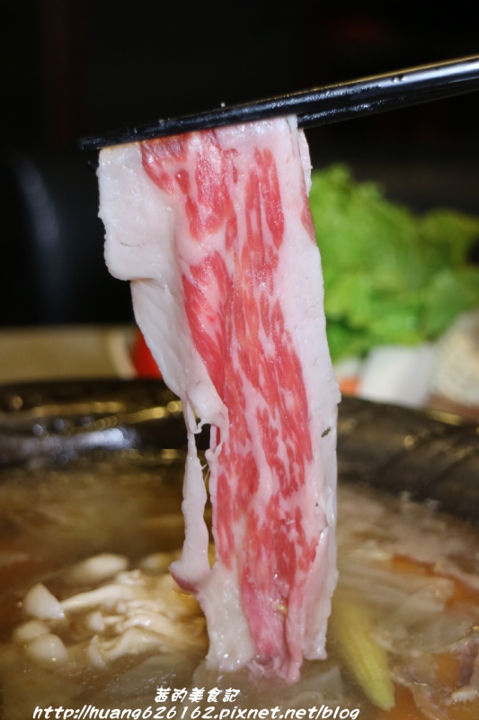 可利亞石頭火鍋:【台北松山區】再訪老字號『可利亞石頭火鍋』口味依然美味 松山區/石頭火鍋 /近捷運南京三民