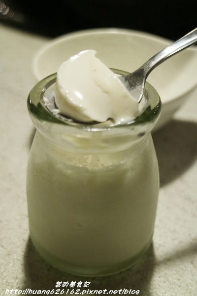 可利亞石頭火鍋:【台北松山區】再訪老字號『可利亞石頭火鍋』口味依然美味 松山區/石頭火鍋 /近捷運南京三民