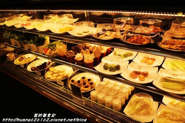 可利亞石頭火鍋:【台北松山區】再訪老字號『可利亞石頭火鍋』口味依然美味 松山區/石頭火鍋 /近捷運南京三民