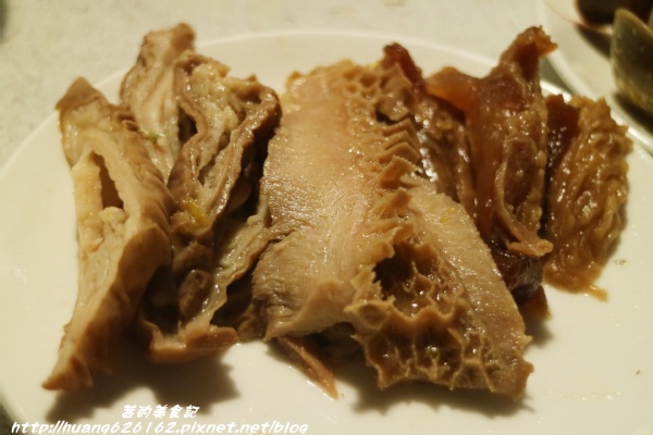 可利亞石頭火鍋:【台北松山區】再訪老字號『可利亞石頭火鍋』口味依然美味 松山區/石頭火鍋 /近捷運南京三民