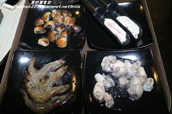 可利亞石頭火鍋:【台北松山區】再訪老字號『可利亞石頭火鍋』口味依然美味 松山區/石頭火鍋 /近捷運南京三民