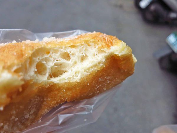 【三重美食】車路頭甜甜圈-三十年雙胞胎甜甜圈店-下午茶