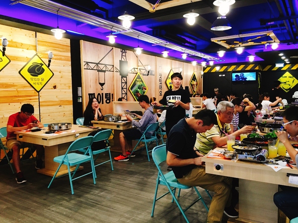 OMAYA春川炒雞(新店店):(新北。新店區美食) 『Omaya春川炒雞-新店店』急速蔓延!!韓國炒雞來也~