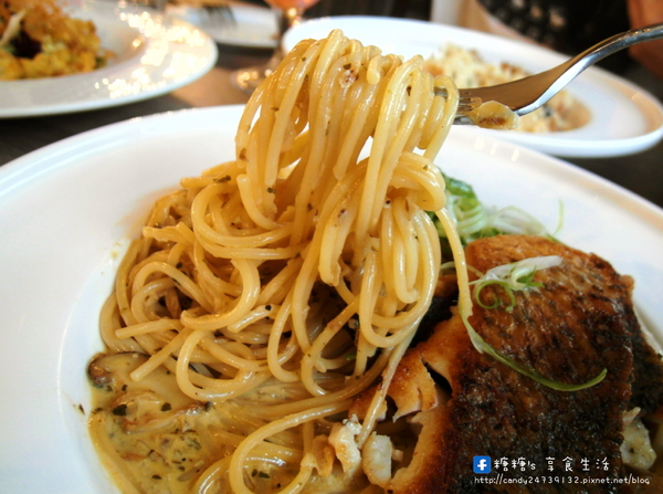 Perfume Dance 跳舞香水(老虎城店):〖台中│美食〗Perfume Dance 跳舞香水(老虎城店) ❤ 華麗又高貴的下午茶、排餐等,現在Tiger City也吃的到囉!!還有二人甜蜜餐及四人分享餐任你挑選!!