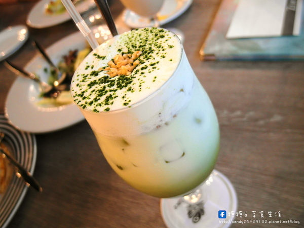 Perfume Dance 跳舞香水(老虎城店):〖台中│美食〗Perfume Dance 跳舞香水(老虎城店) ❤ 華麗又高貴的下午茶、排餐等,現在Tiger City也吃的到囉!!還有二人甜蜜餐及四人分享餐任你挑選!!