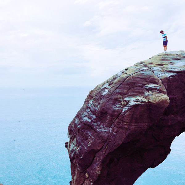 深澳番仔澳象鼻洞：象鼻岩｜瑞芳深澳海港小秘境｜來深澳絕不能錯過的阿華鯊魚羹