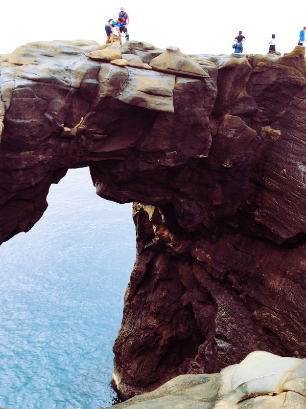 深澳番仔澳象鼻洞：象鼻岩｜瑞芳深澳海港小秘境｜來深澳絕不能錯過的阿華鯊魚羹
