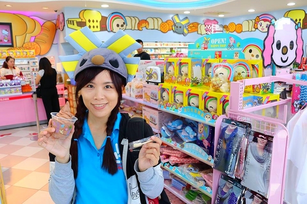 7-11 統一觀光工廠(新竹湖口旗艦店)：【新竹景點】7-11湖口廠門市旗艦店~要尖叫啦~敲可愛OPEN小醬家族派對超級歡樂粉嫩繽紛