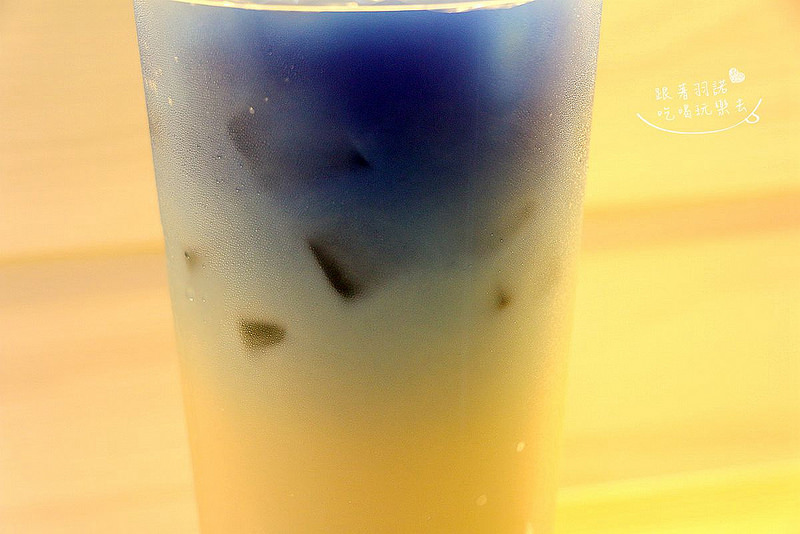 台灣雷夢台北東區極光飲料033