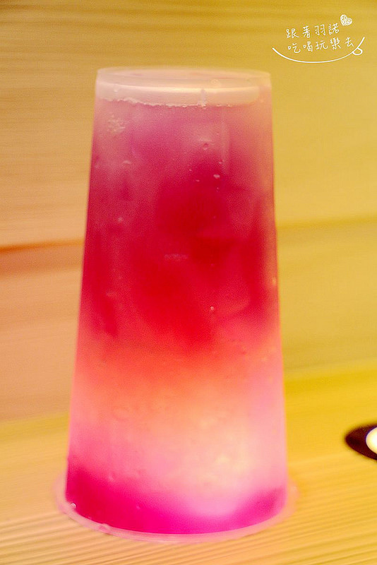 台灣雷夢台北東區極光飲料035