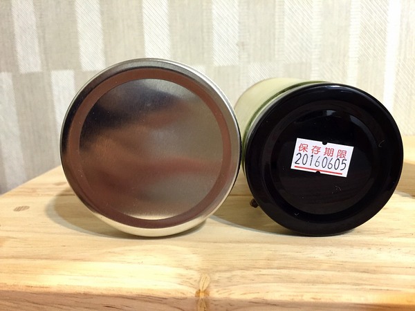 公爵菓子甜點販賣機：[台南]神農街與康樂街口 新散步甜食 公爵菓子甜點販賣機