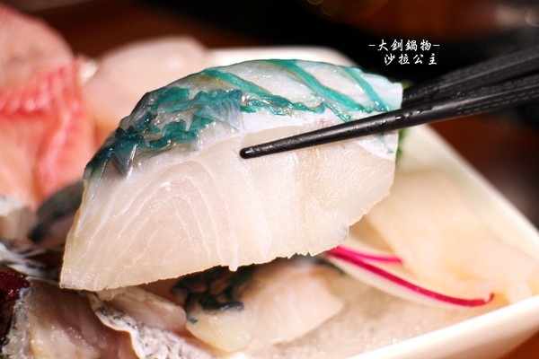 大釧鍋物：放開那隻龍蝦『大釧鍋物』頂級涮涮鍋/捷運南京復興火鍋