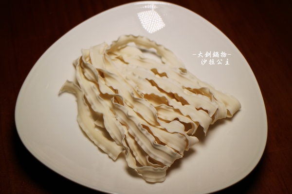 大釧鍋物：放開那隻龍蝦『大釧鍋物』頂級涮涮鍋/捷運南京復興火鍋