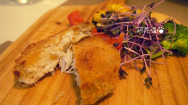 銅鈴美食坊 Tone Bistro：【大安│異國料理】好吃到真的會吮指的椒麻雞翅『銅鈴美食坊 Tone Bistro』