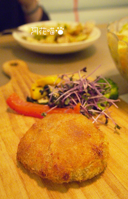 銅鈴美食坊 Tone Bistro：【大安│異國料理】好吃到真的會吮指的椒麻雞翅『銅鈴美食坊 Tone Bistro』