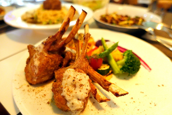 銅鈴美食坊 Tone Bistro:(胖樺食記)台北市東豐街「銅鈴美食坊 Tone Bistro」,中西合璧創意料理好好吃/仁愛圓環/商業午餐/捷運忠孝復興