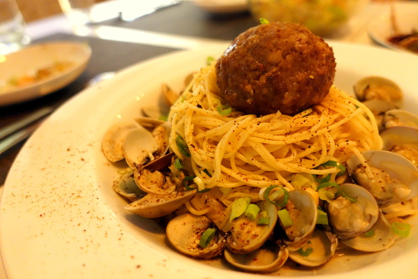 銅鈴美食坊 Tone Bistro:(胖樺食記)台北市東豐街「銅鈴美食坊 Tone Bistro」,中西合璧創意料理好好吃/仁愛圓環/商業午餐/捷運忠孝復興