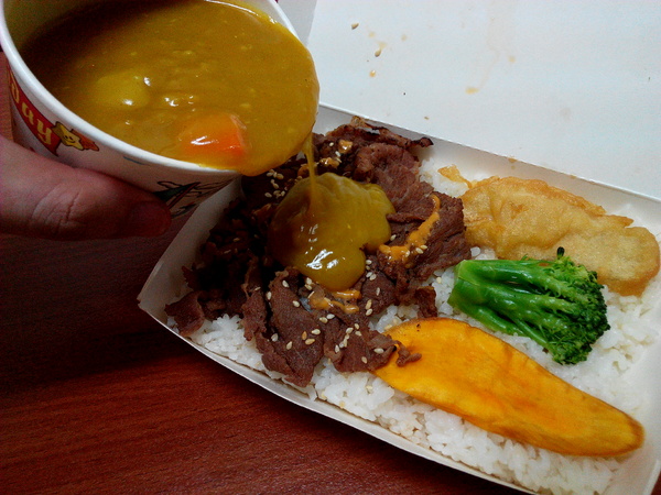 老外的壽司:【臺南Ω麻豆區】老外的壽司。只限外帶,晚來就吃不到的平價午、晚餐好選擇