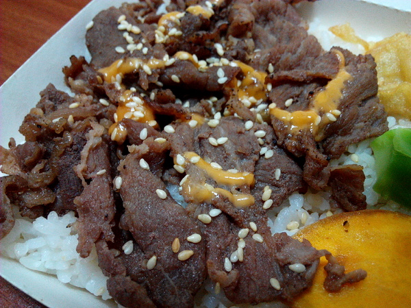 老外的壽司:【臺南Ω麻豆區】老外的壽司。只限外帶,晚來就吃不到的平價午、晚餐好選擇