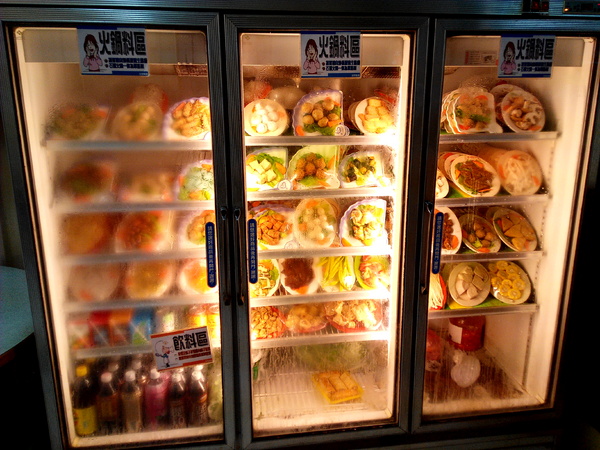 宏恩素食(麻豆店)：【臺南Ω麻豆區】宏恩素食火鍋城