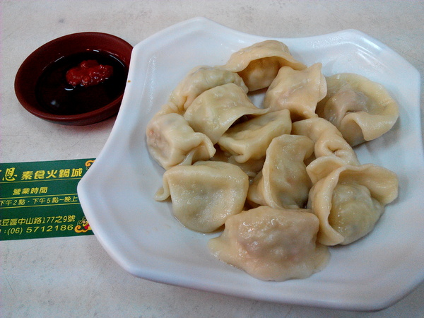 宏恩素食(麻豆店)：【臺南Ω麻豆區】宏恩素食火鍋城