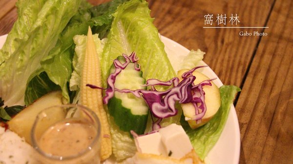 窩樹林：【台南】有靈魂的老房子！●窩樹林Hide Forst●早午餐&晚餐宵夜總相宜！也適合多人聚餐哦