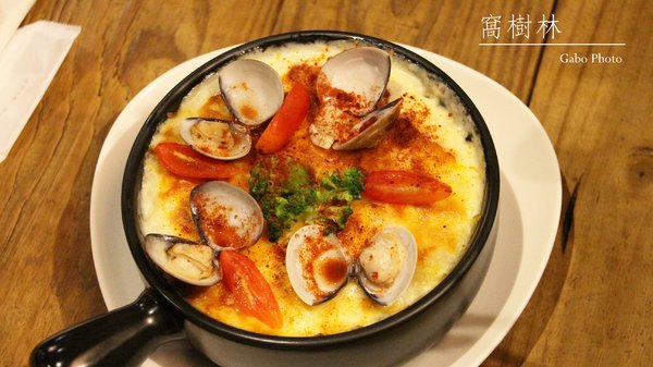 窩樹林：【台南】有靈魂的老房子！●窩樹林Hide Forst●早午餐&晚餐宵夜總相宜！也適合多人聚餐哦