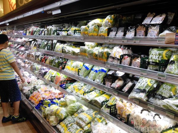 全聯全興店07-冷藏蔬菜區