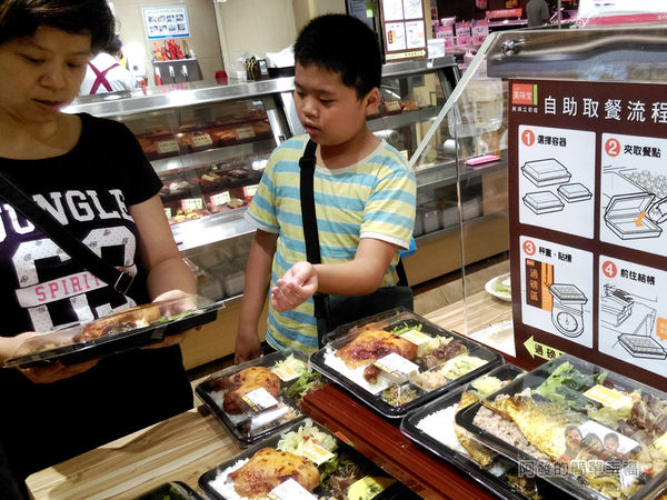 全聯全興店10-熟食區-便當區