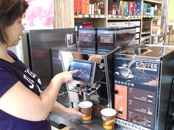 全聯全興店27-自助咖啡區-自己動手