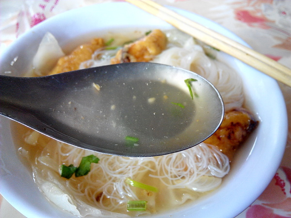 阿助土魠魚羹:【關廟區】阿助土魠魚焿。適合當下午點心的土魠魚焿