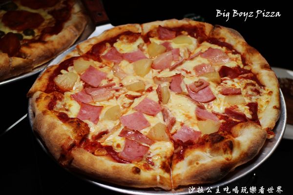 Big Boyz Pizza：他不是蛋糕.他是披薩『Big Boyz Pizza』捷運南京復興站美式餐廳/深盤披薩