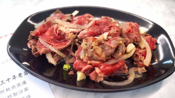 醉食在石頭風味養生火鍋:【苗栗竹南】全台第一家以偉士牌為主題的石頭火鍋,走過路過千萬別錯過!