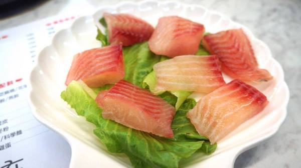 醉食在石頭風味養生火鍋:【苗栗竹南】全台第一家以偉士牌為主題的石頭火鍋,走過路過千萬別錯過!