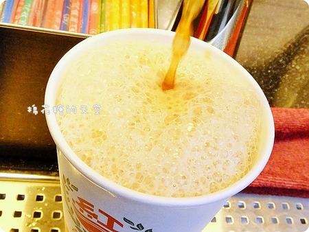 01自己來紅茶牛奶18.JPG