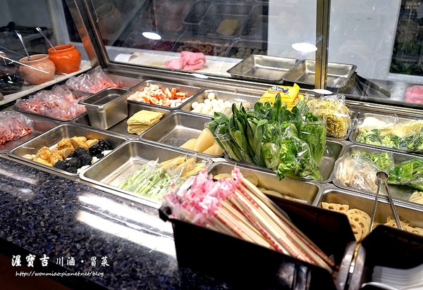 渥寶吉川滷冒菜：【捷運忠孝復興美食／四川滷味】正宗四川滷菜小吃讓人一吃便上癮！ ✿✿ 渥寶吉川滷冒菜 ＷoBauji ✿✿（完整菜單）