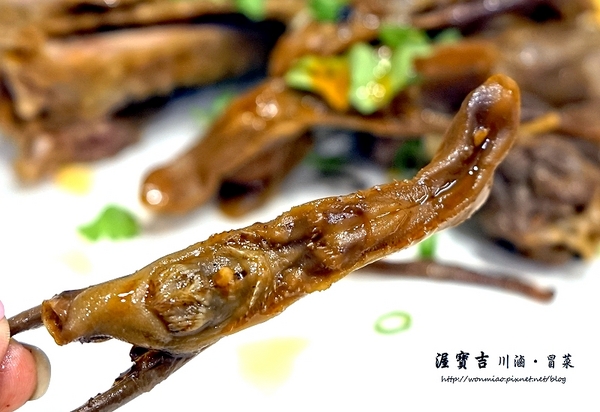 渥寶吉川滷冒菜：【捷運忠孝復興美食／四川滷味】正宗四川滷菜小吃讓人一吃便上癮！ ✿✿ 渥寶吉川滷冒菜 ＷoBauji ✿✿（完整菜單）