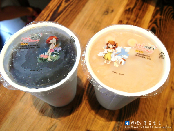 多士號 碳烤土司·紅茶牛奶:〖台中│美食〗多士號 ❤ 逢甲文華道會館超人氣早餐,古早味碳烤吐司,還有超犯規流漿起司,搭配濃醇香紅茶鮮乳~超讚!!