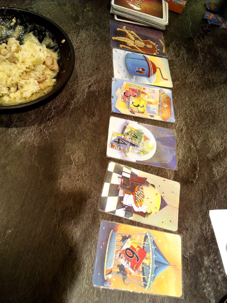 懶日子桌遊餐廳：【臺南Ω中西區】懶日子桌遊餐廳。可邊玩桌遊，邊享用餐點的休閒好去處