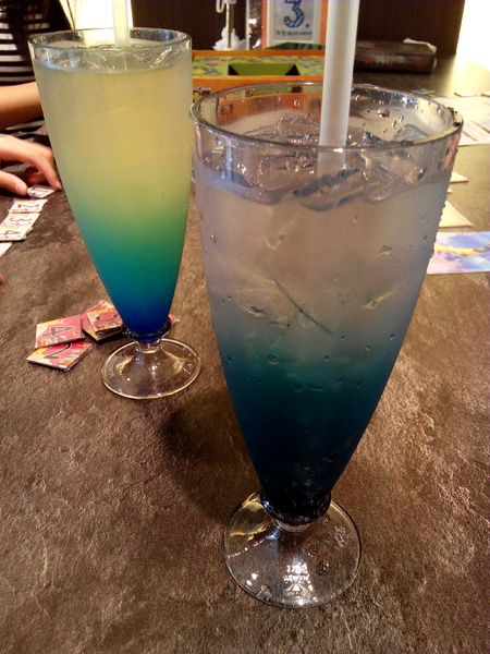 懶日子桌遊餐廳：【臺南Ω中西區】懶日子桌遊餐廳。可邊玩桌遊，邊享用餐點的休閒好去處