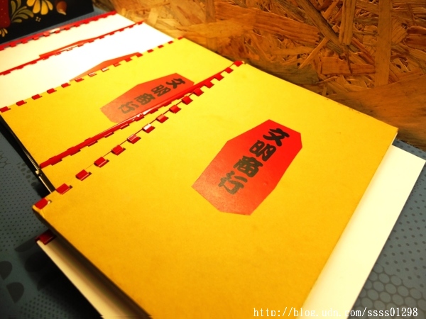 文明商行:【美食特搜。屏東市】文明商行。異國街角的錯覺 結合咖啡、溫度、人情味 溫馨典雅裝潢小店