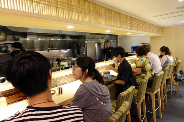 下町天丼 秋光:(胖樺食記)捷運忠孝敦化站「下町天丼秋光」/台北東區推薦餐廳/來自東京淺草的天麩羅丼/金賞獎