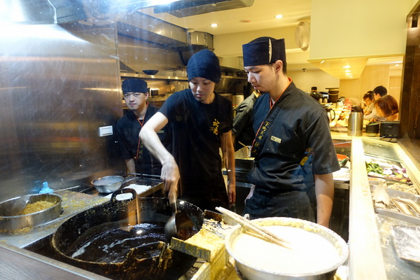 下町天丼 秋光:(胖樺食記)捷運忠孝敦化站「下町天丼秋光」/台北東區推薦餐廳/來自東京淺草的天麩羅丼/金賞獎