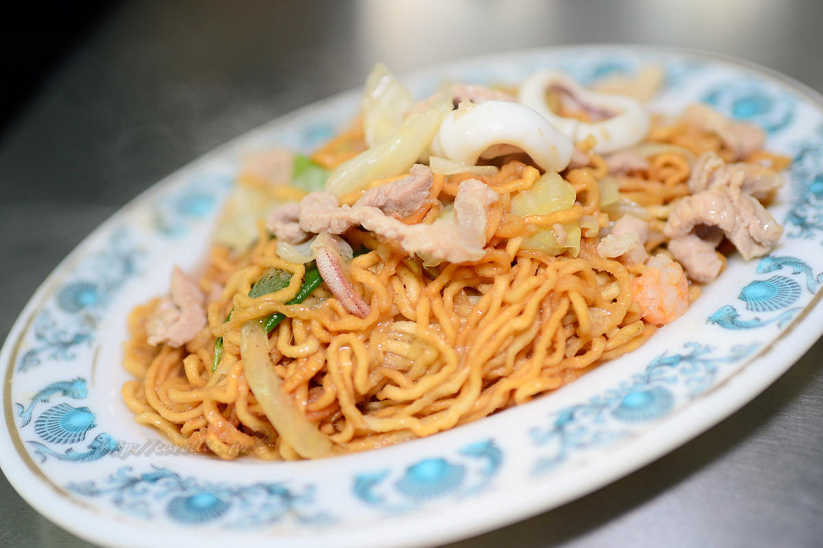 台南灣裡黃金商圈 忠和麵店