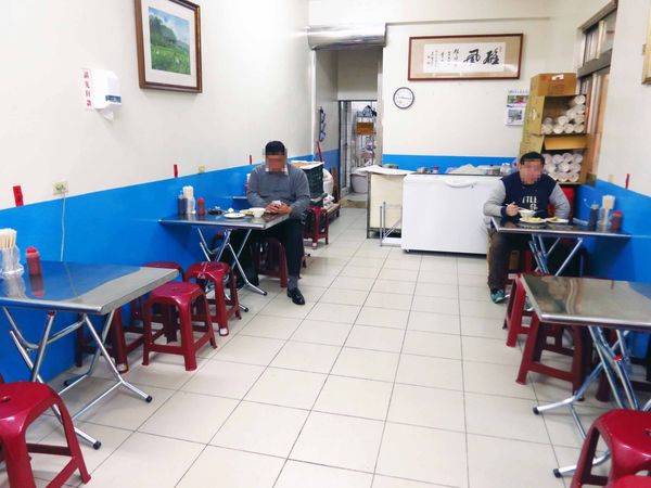 【新竹美食】大眾早餐店-現揉現桿的手工蛋餅