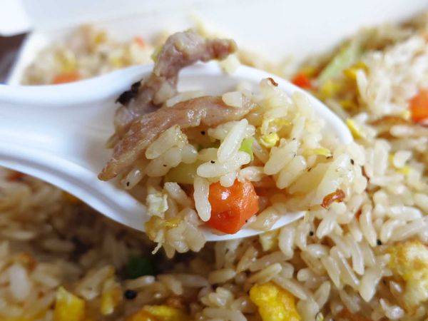 【桃園餐廳】庶民食堂創意炒飯-超大份加飯不用錢的美味炒飯
