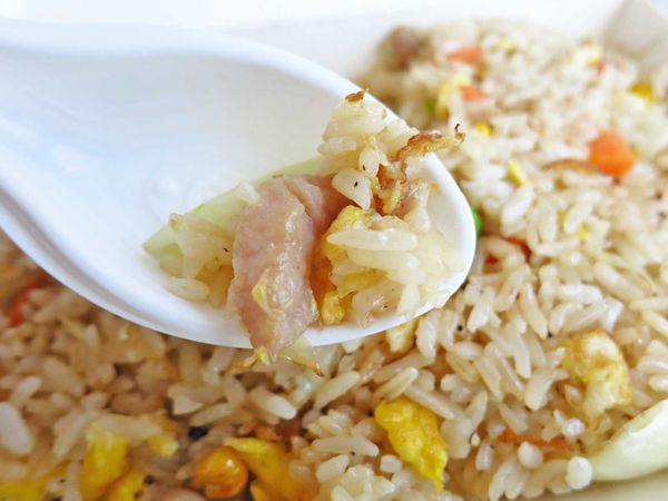 【桃園餐廳】庶民食堂創意炒飯-超大份加飯不用錢的美味炒飯