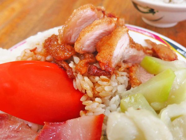 【五股美食】原味魯肉飯-超強大的燒肉飯